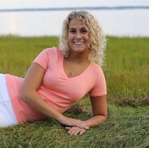 Meet your Posher, Hailey